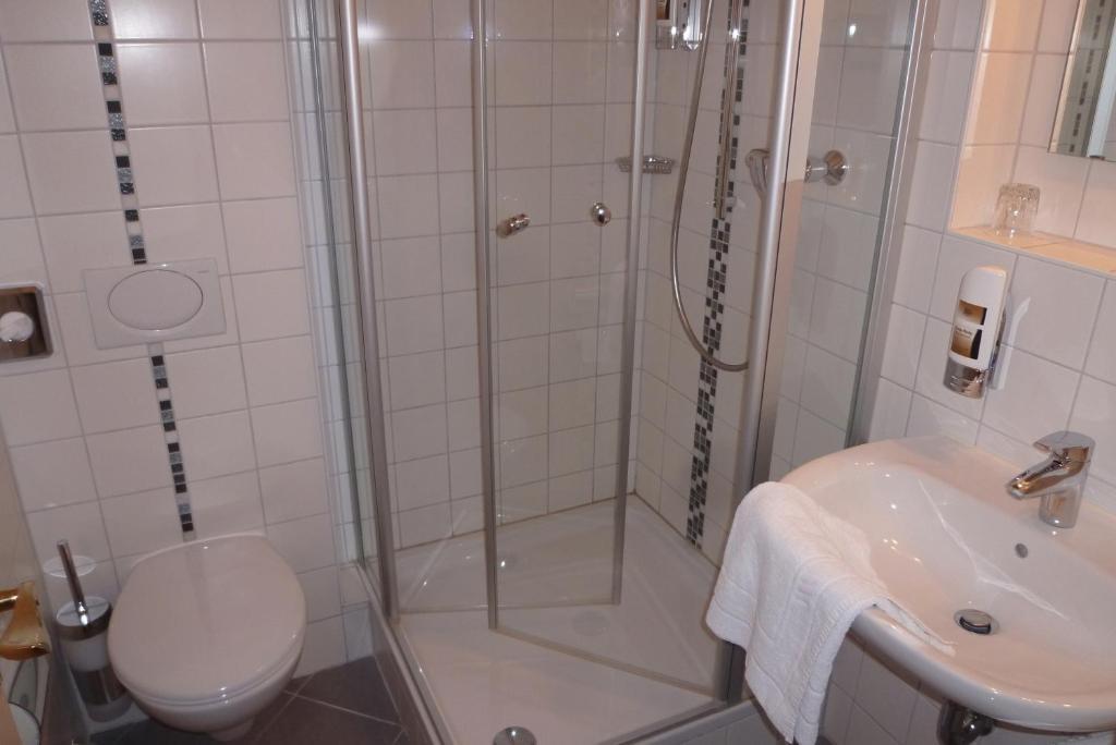 Hotel Garni Mowe Tutzing Kamer foto